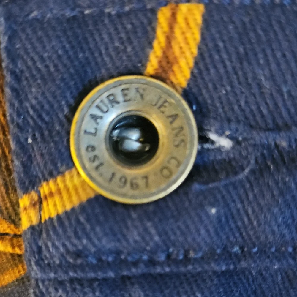 Stylish Navy Pants with Gold Chain Print - Picture 3 of 5